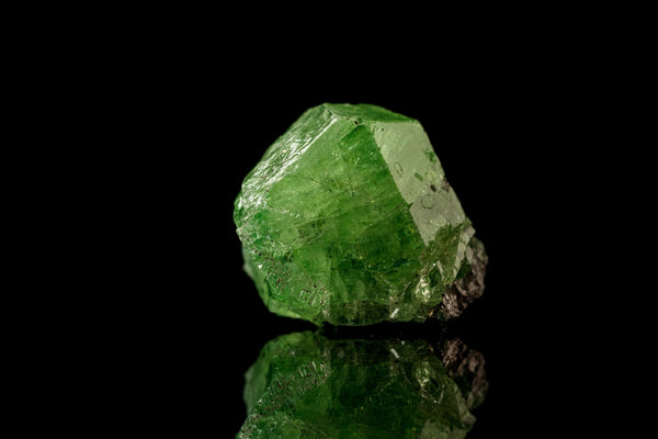 Tsavorite Meaning And Spiritual Properties