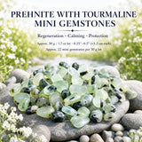 Prehnite med mini ädelstenar av turmalin (50 gram/1,7 oz. lot)