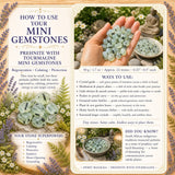 Prehnite med mini ädelstenar av turmalin (50 gram/1,7 oz. lot)