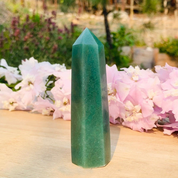 Aventurine Point - Medium - wand