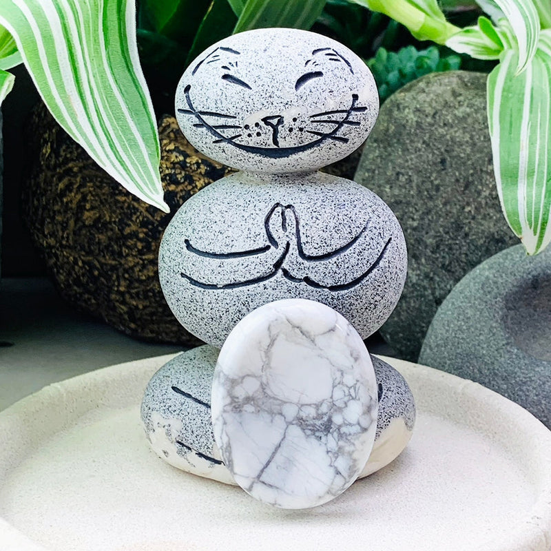 Howlite Worry Stone - worrystone