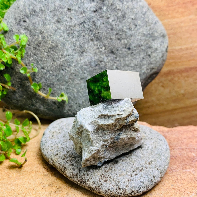 WORKING ON Spain Pyrite - rawstone