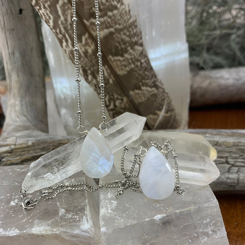 Rainbow Moonstone Pendant