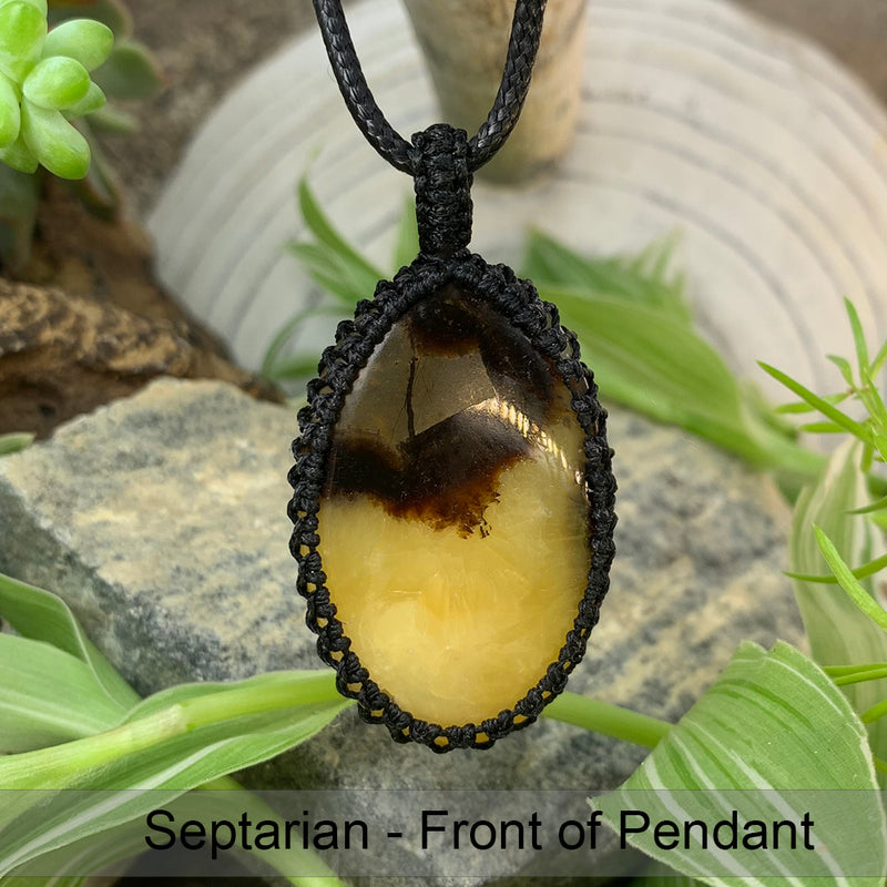 Septarian Macramé Pendant Necklace