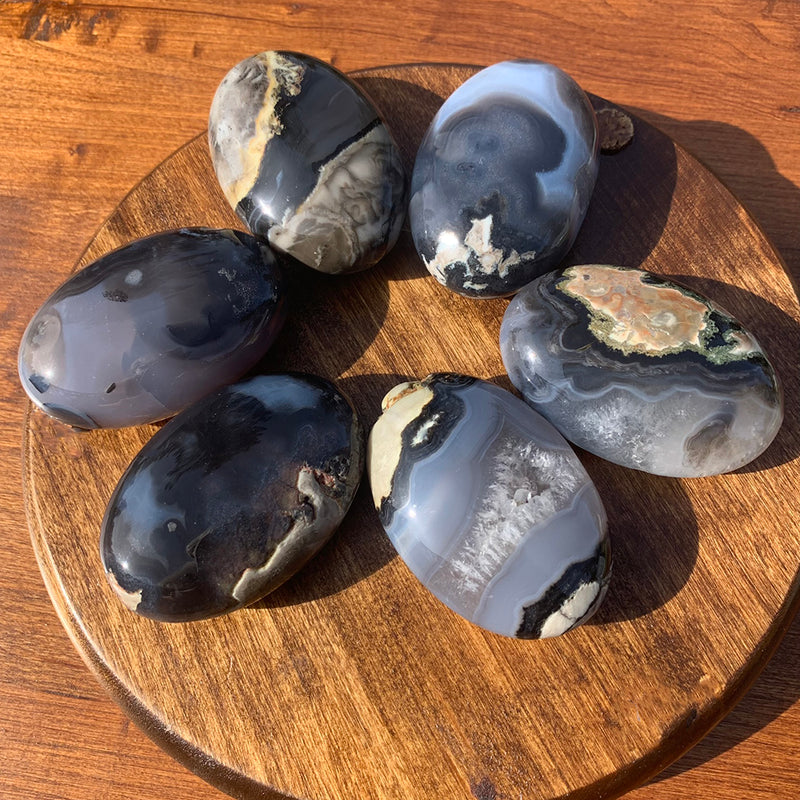 Volcanic Agate Palmstone